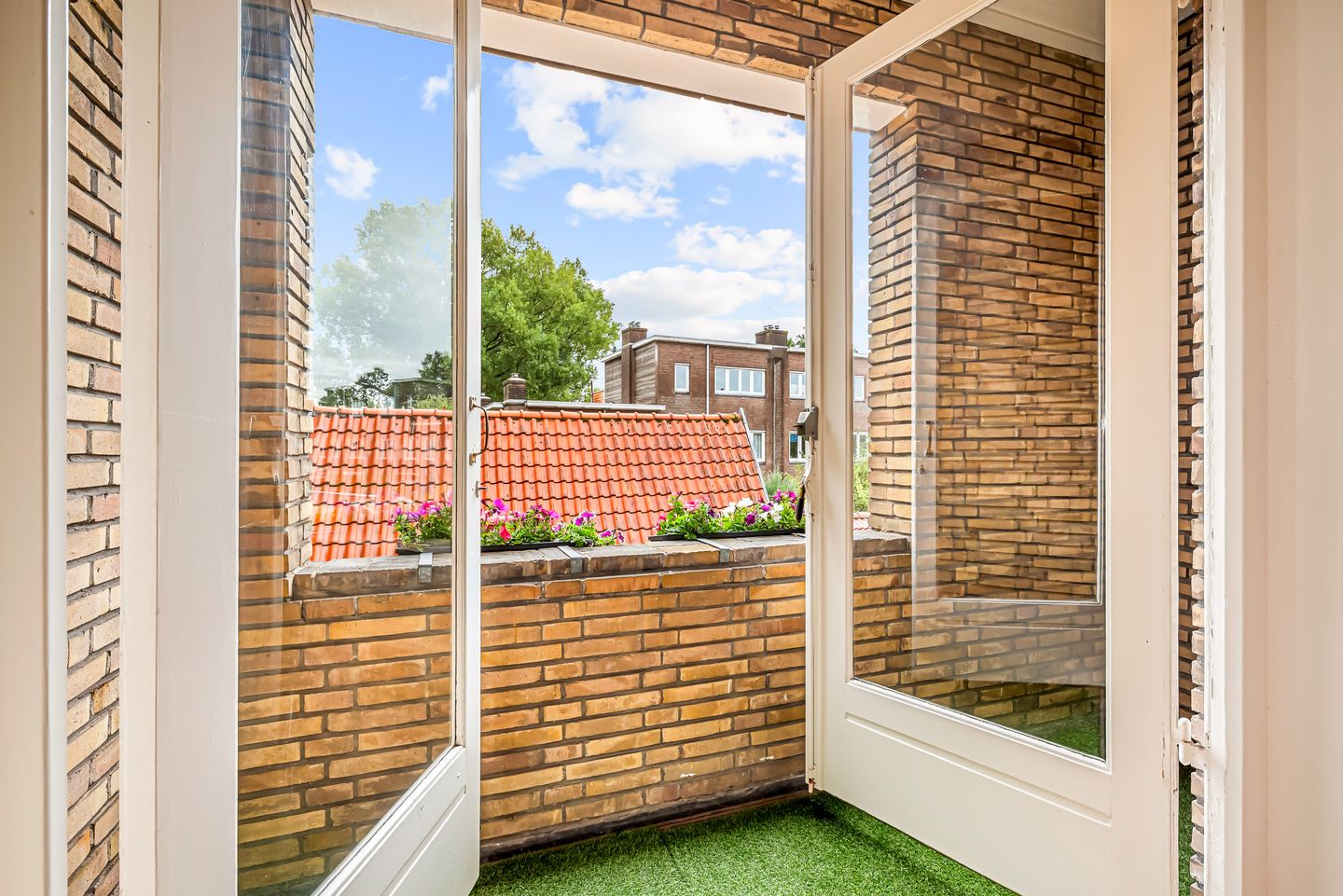 Photo 40 of Van Dortstraat 4