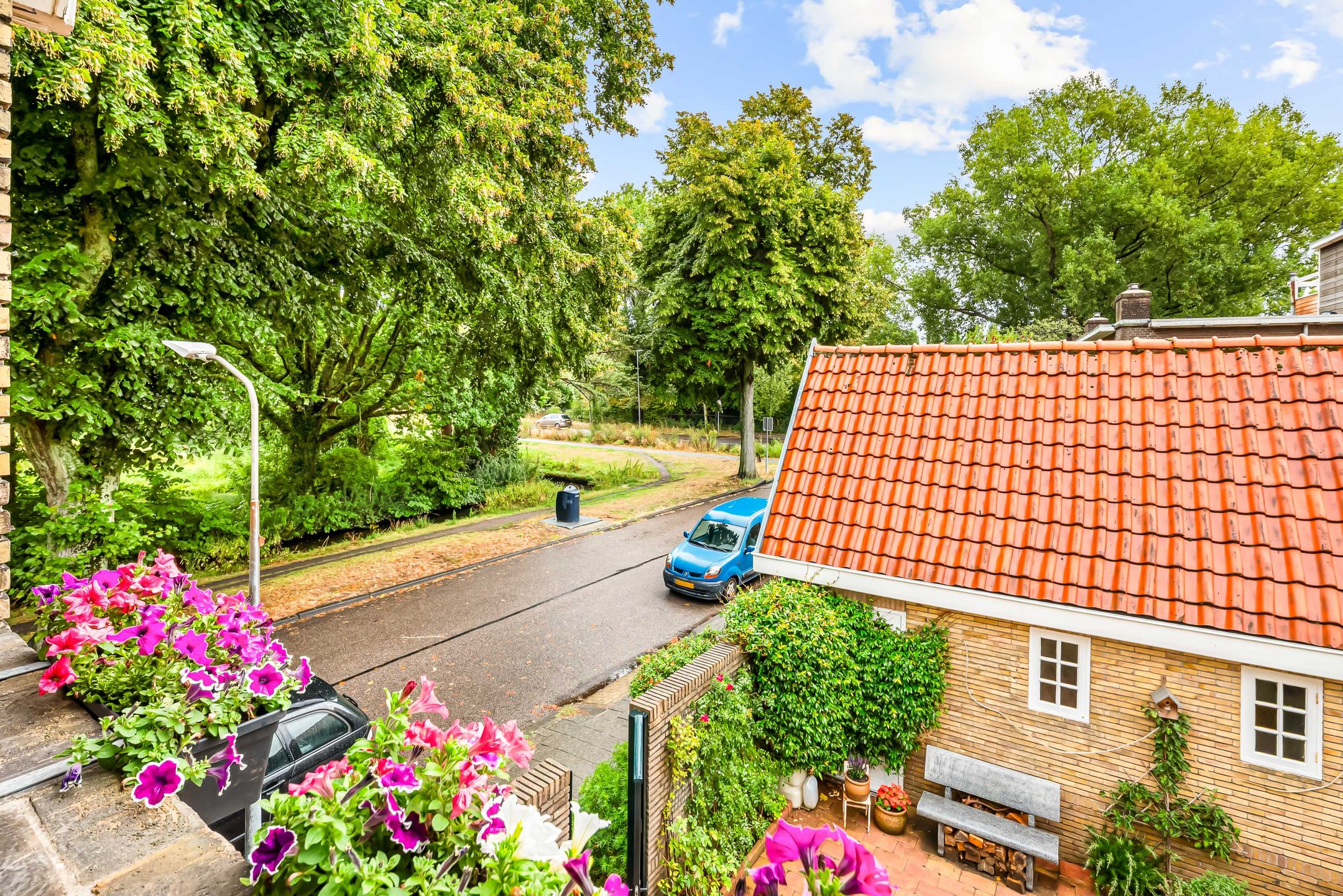 Photo 42 of Van Dortstraat 4