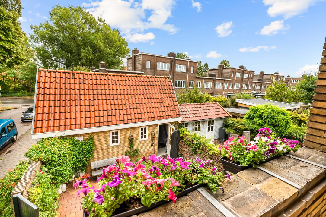 Photo 43 of Van Dortstraat 4