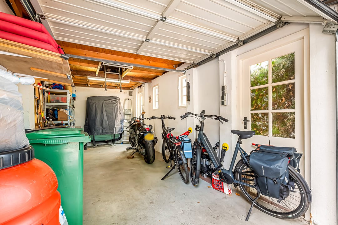 Photo 31 of Van Dortstraat 4