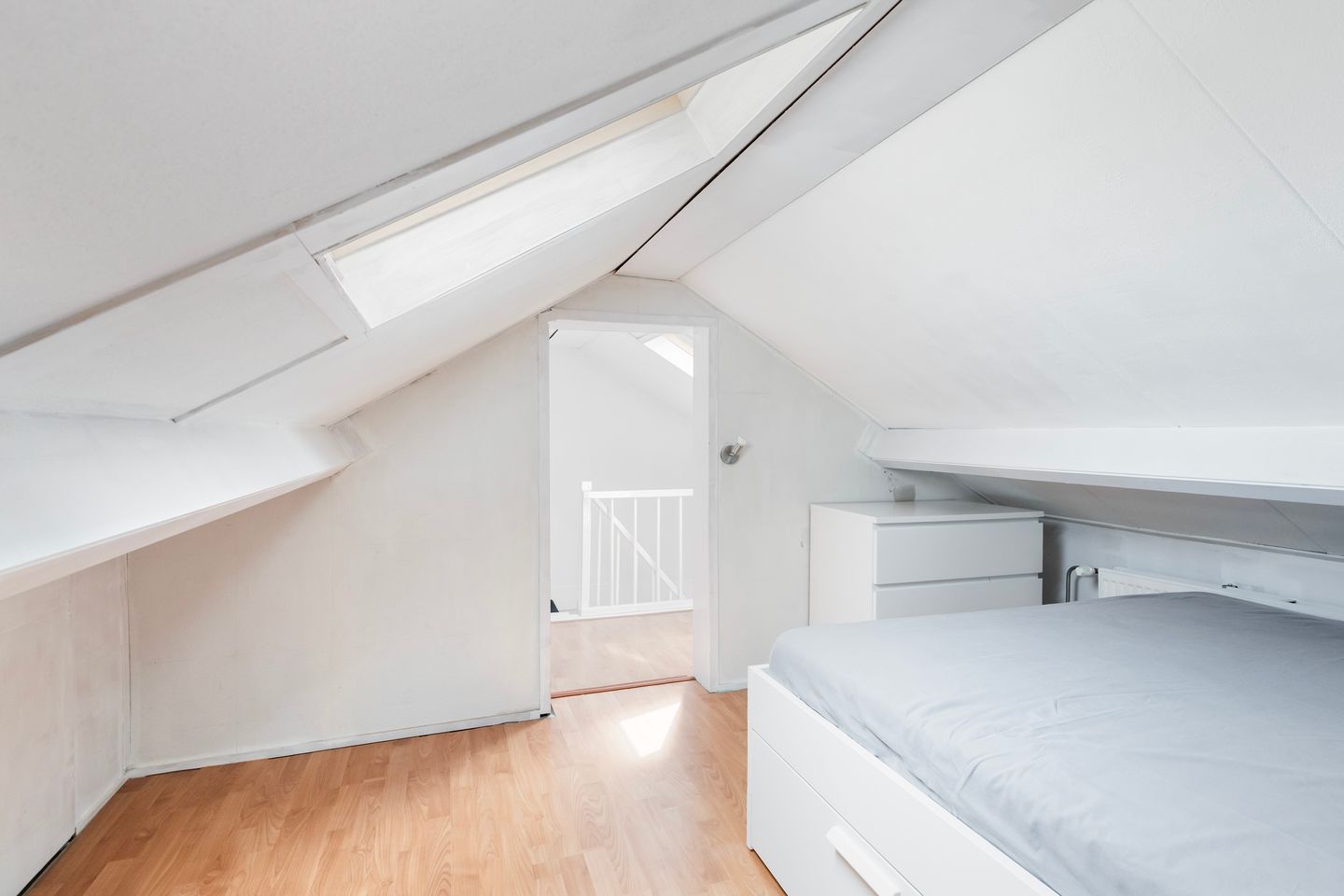 Photo 34 of d'Hondecoeterstraat 32