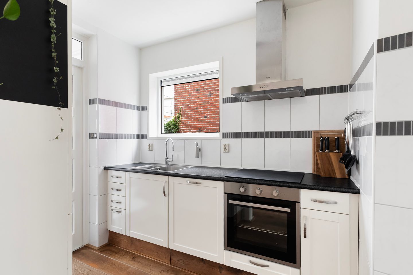 Photo 19 of d'Hondecoeterstraat 32
