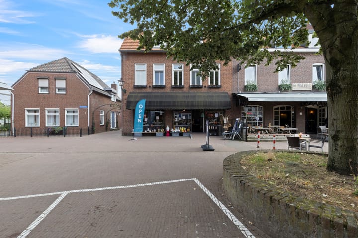 Foto 4 van Raadhuisplein 3-C
