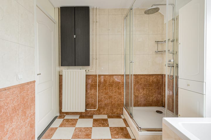 Tussenwoning te koop: Overkroetenlaan 26, Breda