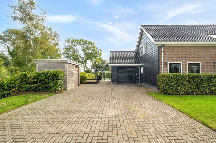 Vrijstaande woning te koop: Dorpsstraat 39, Haringhuizen