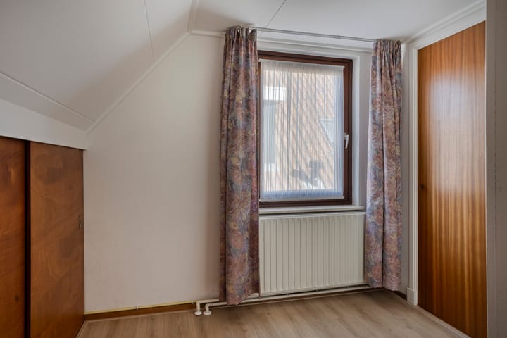 Twee-onder-één-kap te koop: lossersestraat 172, Oldenzaal