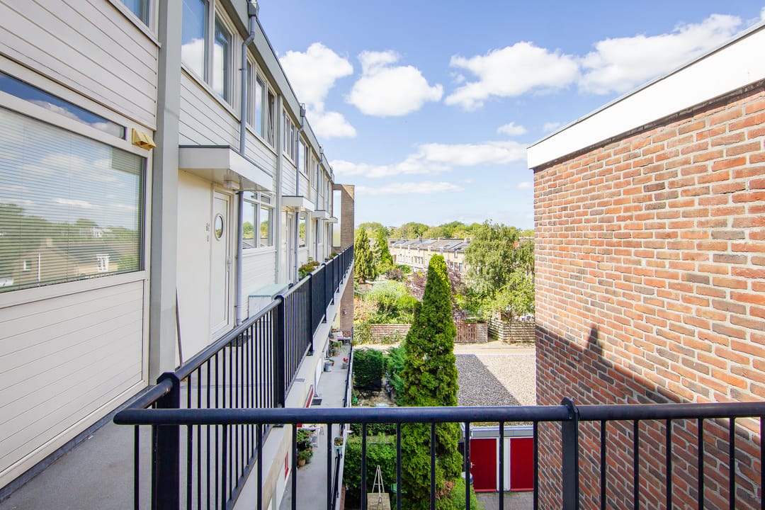 Photo 37 of Queridostraat 17-III
