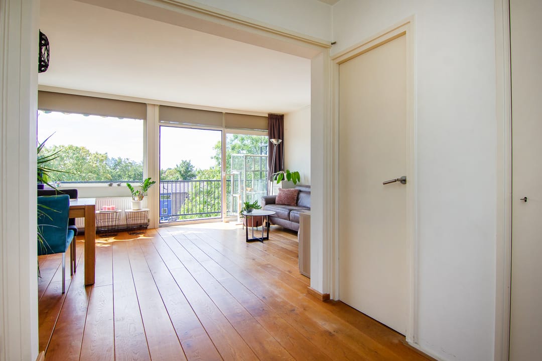 Photo 8 of Queridostraat 17-III
