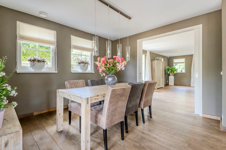 Vrijstaande woning te koop: Oude Rijsbergsebaan 77, Breda