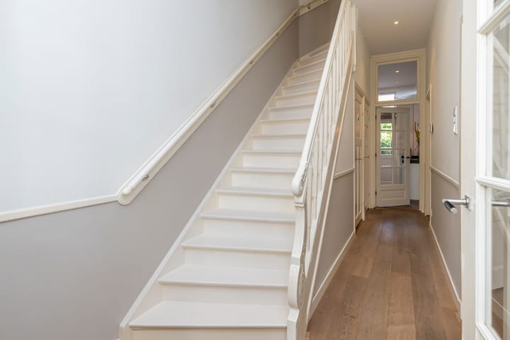 Tussenwoning te koop: Jacob Mosselstraat 85, 'S-Gravenhage