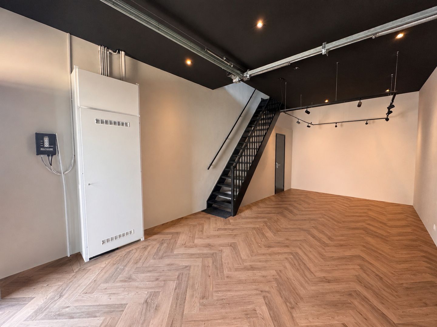 View photo 2 of Zandzuigerstraat 106