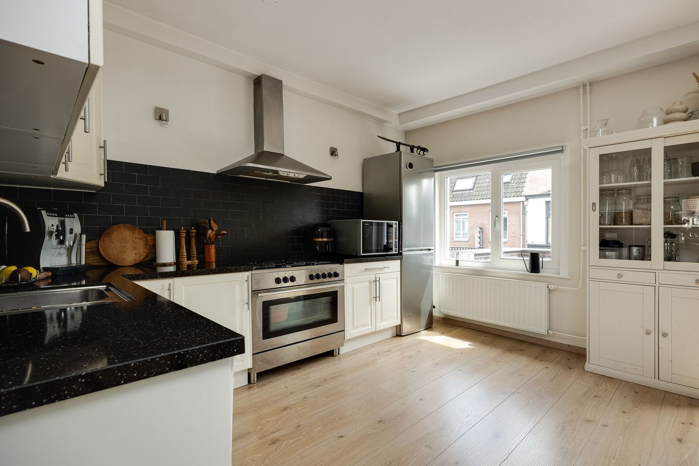 Photo 10 of Breukelsestraat 12-A