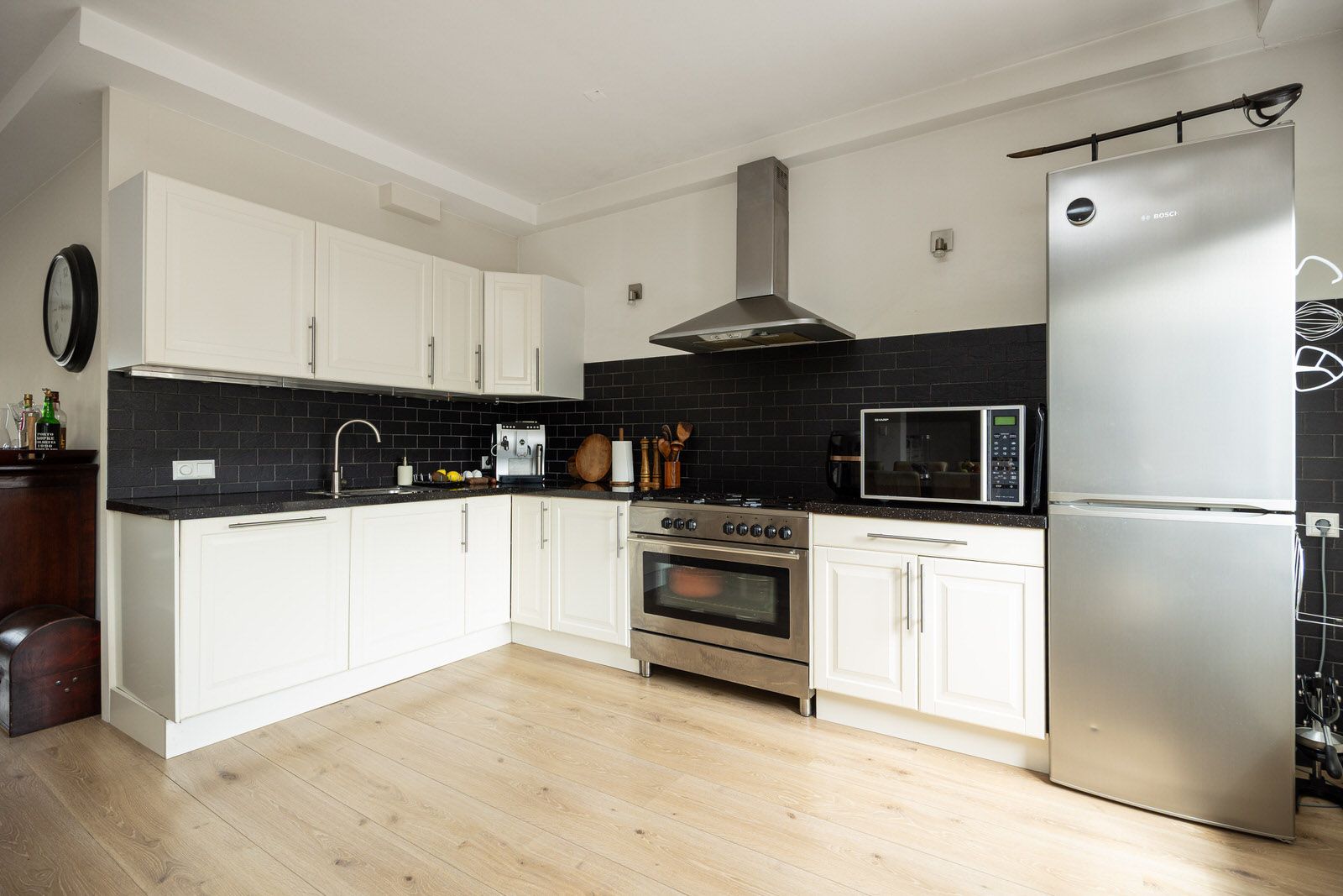 Photo 9 of Breukelsestraat 12-A