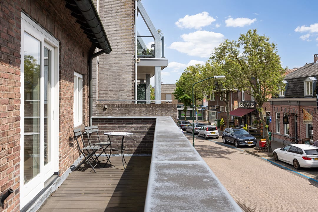 Photo 28 of Breukelsestraat 12-A