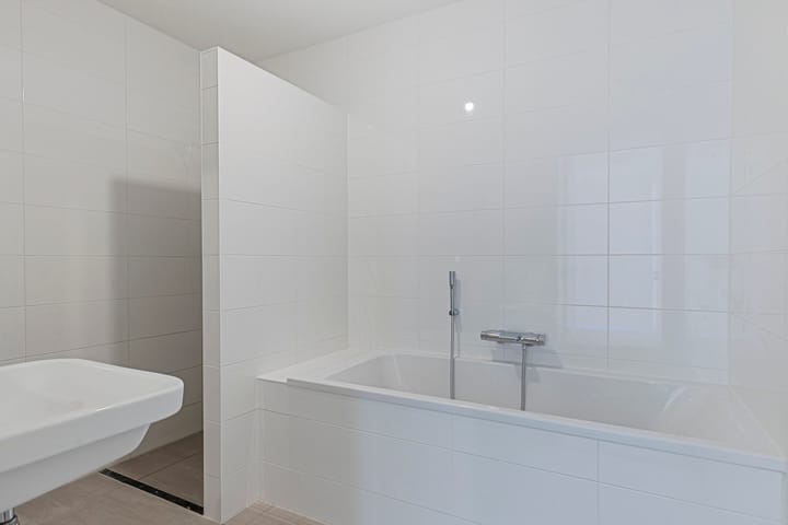 Foto 4 van Maashaven N.z. 613