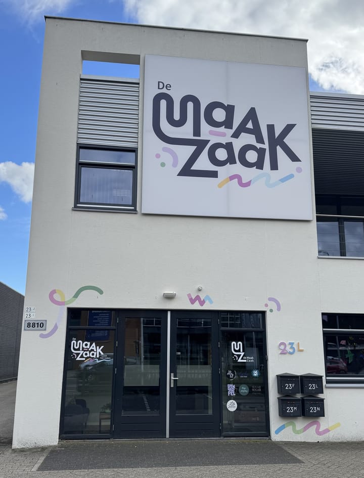 Loopkantstraat 23, Uden