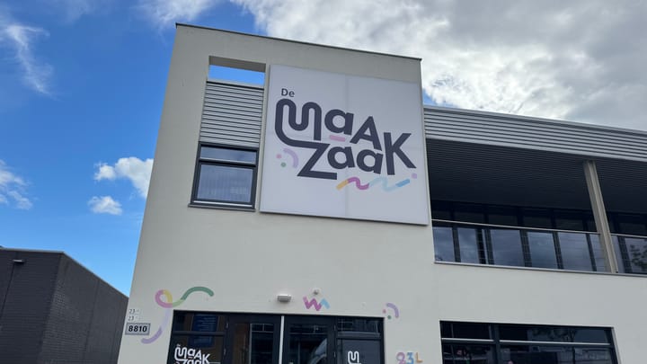 Loopkantstraat 23, Uden