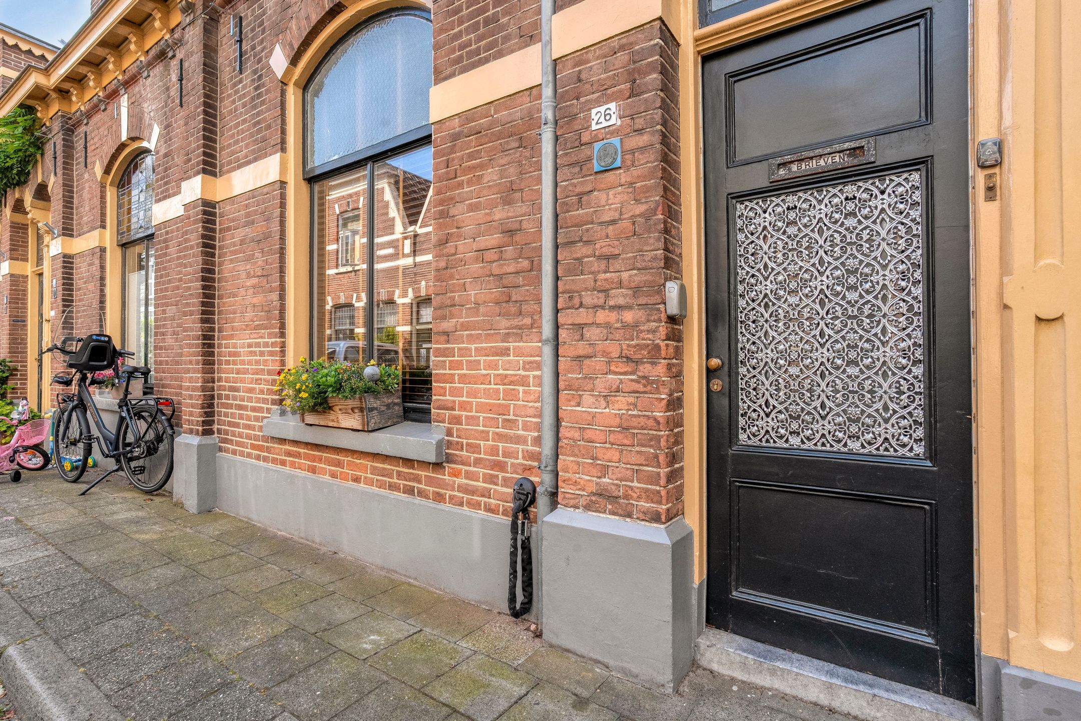 Photo 6 of Eigenhaardstraat 26