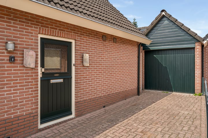 Foto 4 van Oranjestraat 11