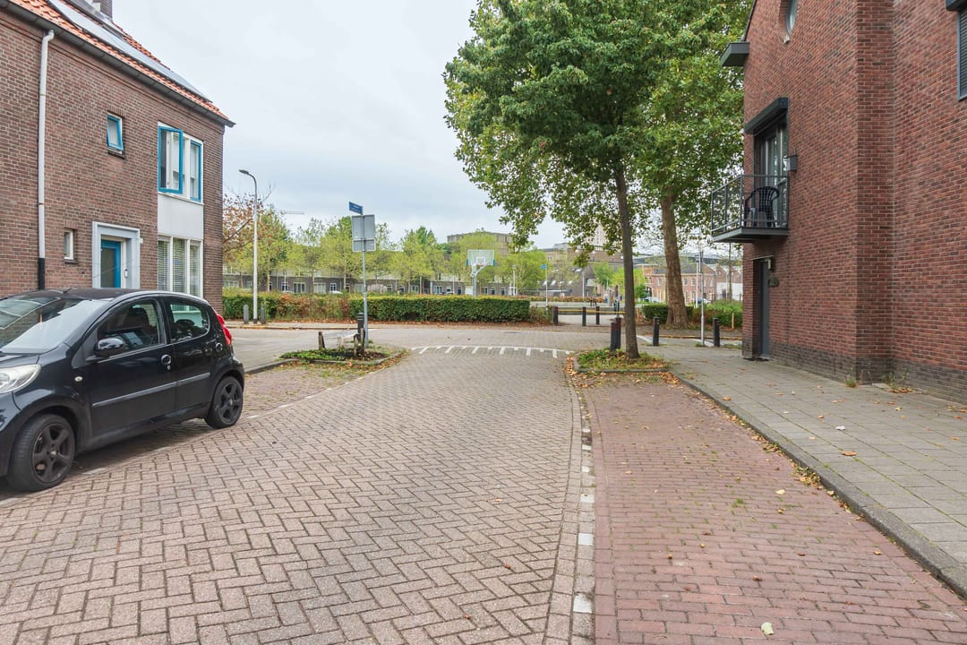 Foto 41 van Minister van Sonstraat 48