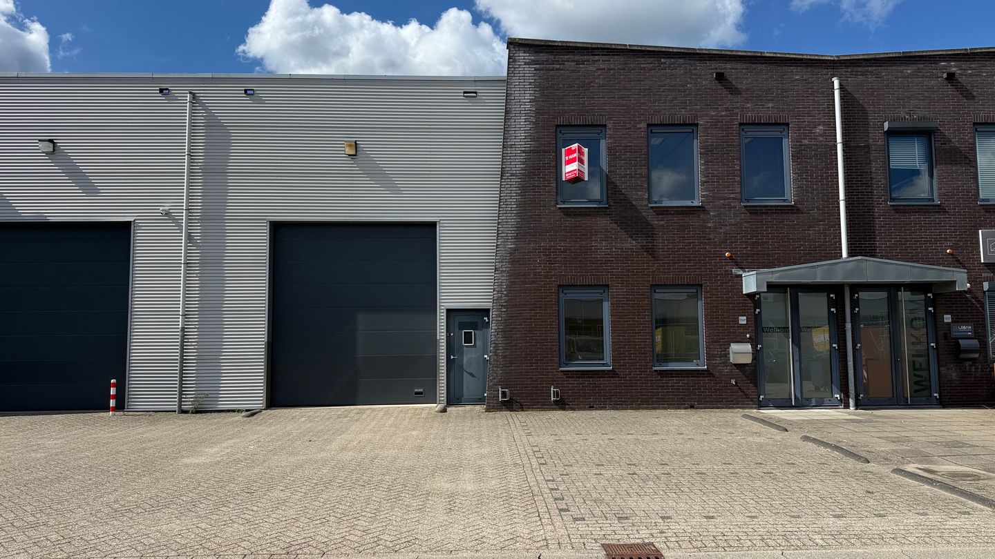 Bekijk foto 2 van Ravenswade 150-E