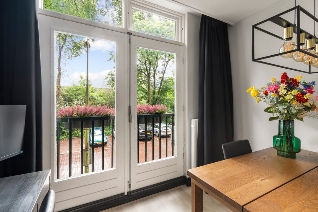 Photo 8 of Spaarndammerstraat 8-F