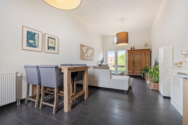 Tussenwoning te koop: Leliënhuyze 2, 'S-Hertogenbosch