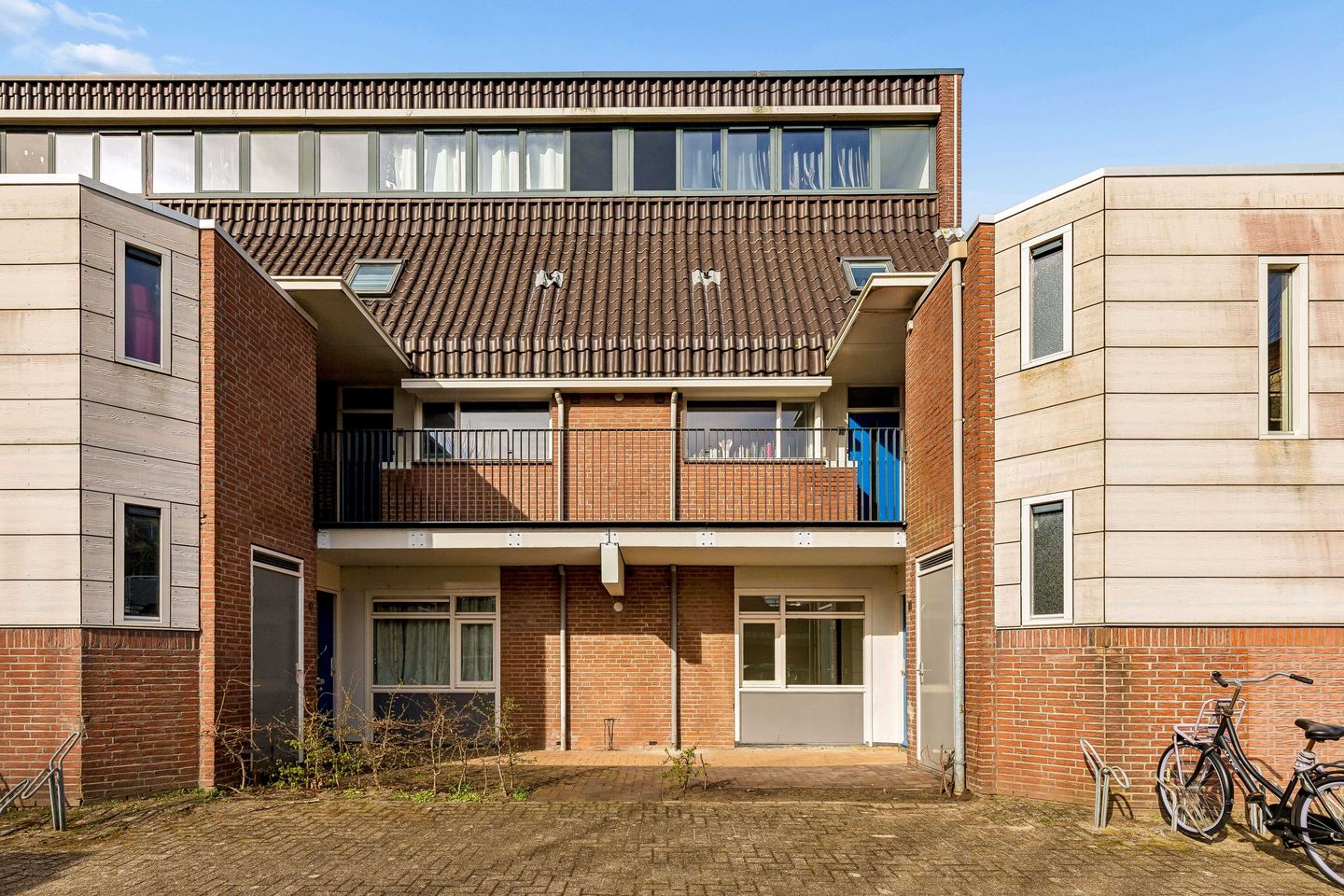 Foto 1 van Middenhof 61