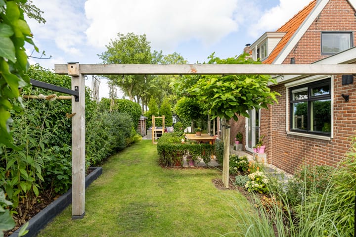 Vrijstaande woning te koop: Koopmanswei 1, Brantgum