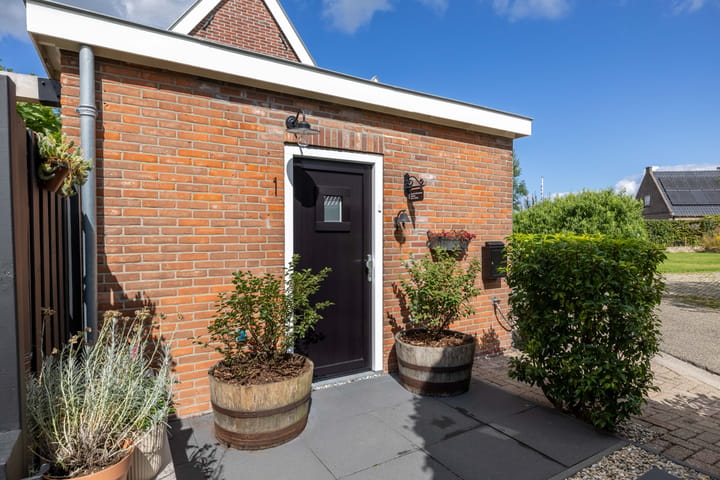 Vrijstaande woning te koop: Koopmanswei 1, Brantgum