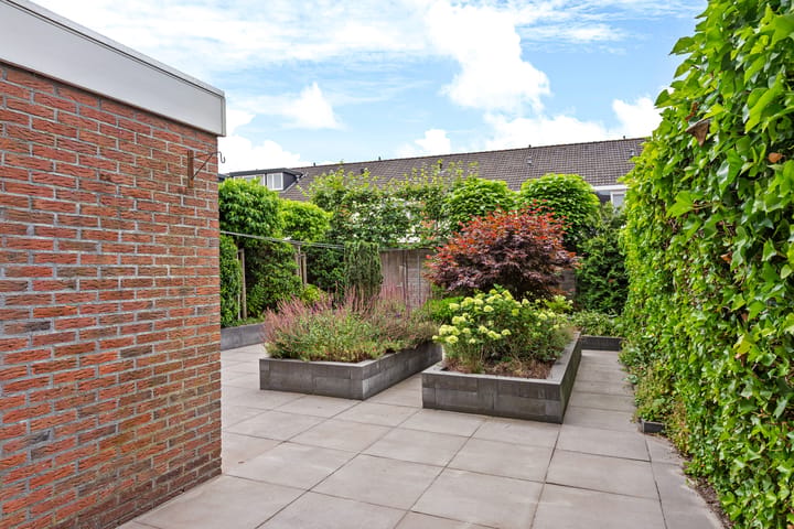 Tussenwoning te koop: Jan Jelles Hofleane 121, Leeuwarden