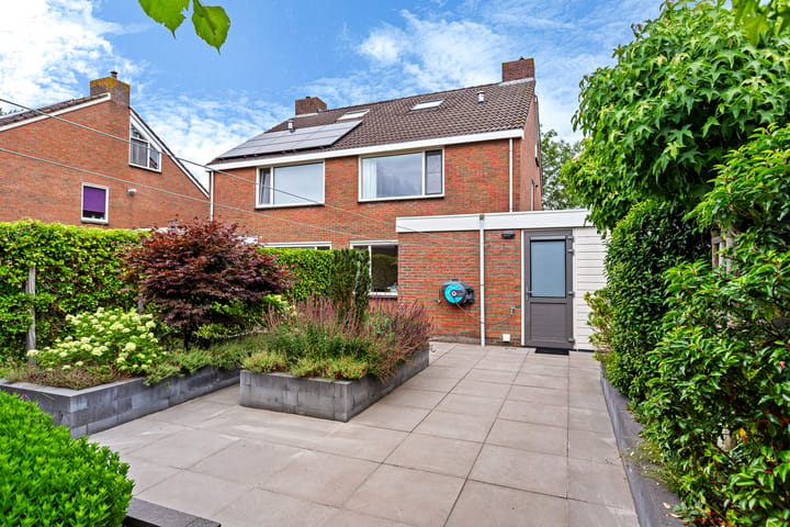 Tussenwoning te koop: Jan Jelles Hofleane 121, Leeuwarden