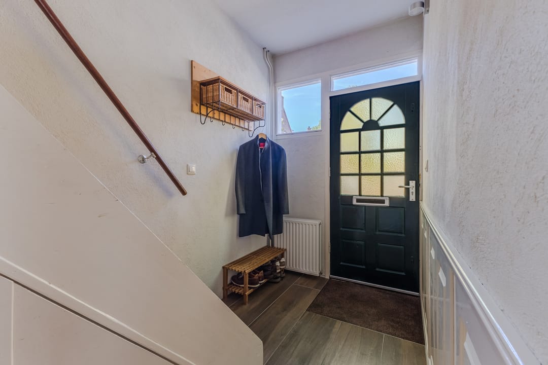 Photo 17 of Onegastraat 39