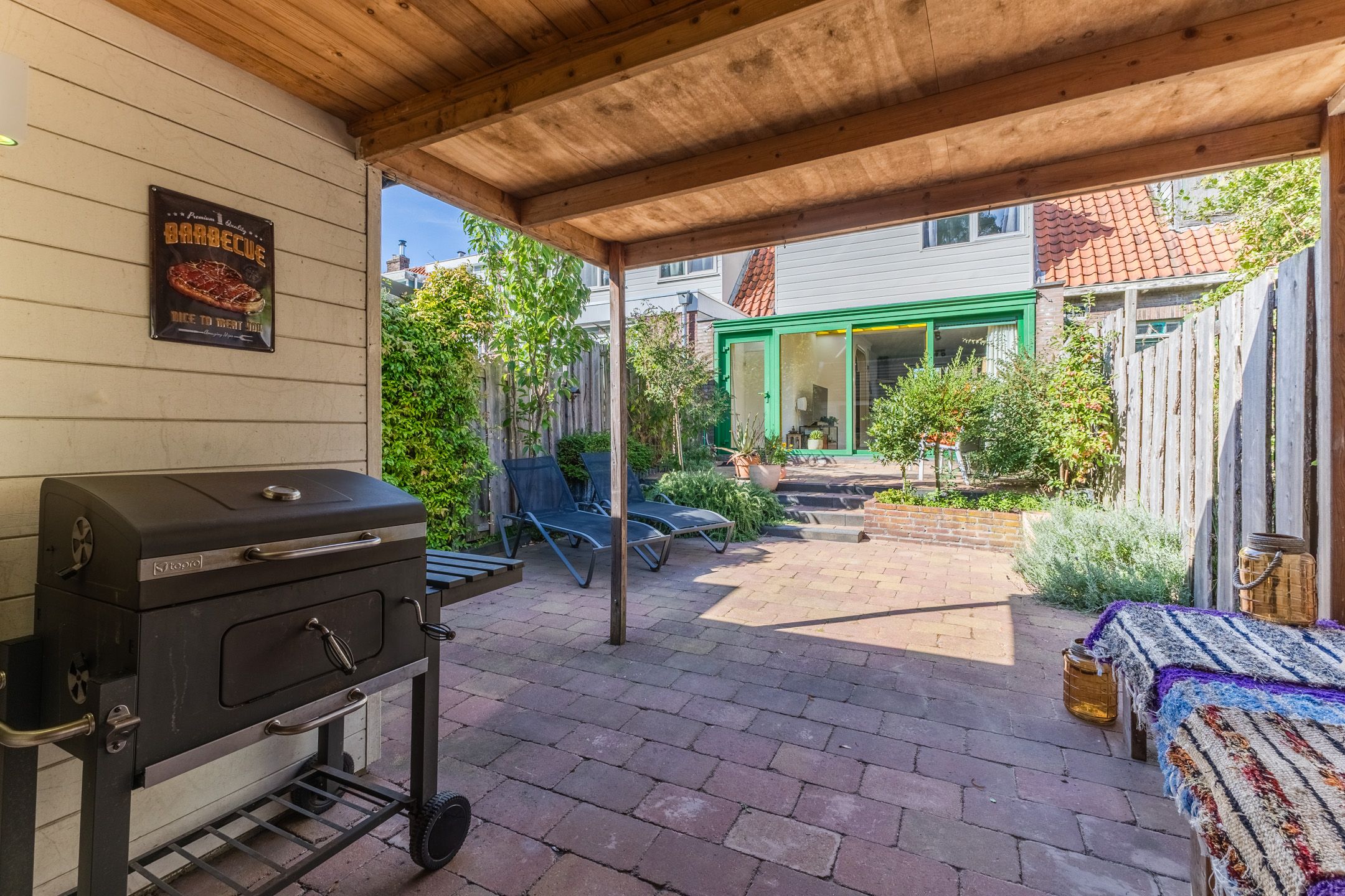 Photo 36 of Onegastraat 39