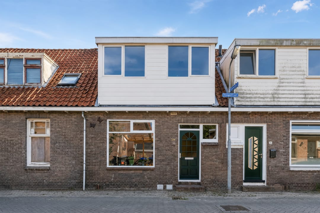 Photo 1 of Onegastraat 39