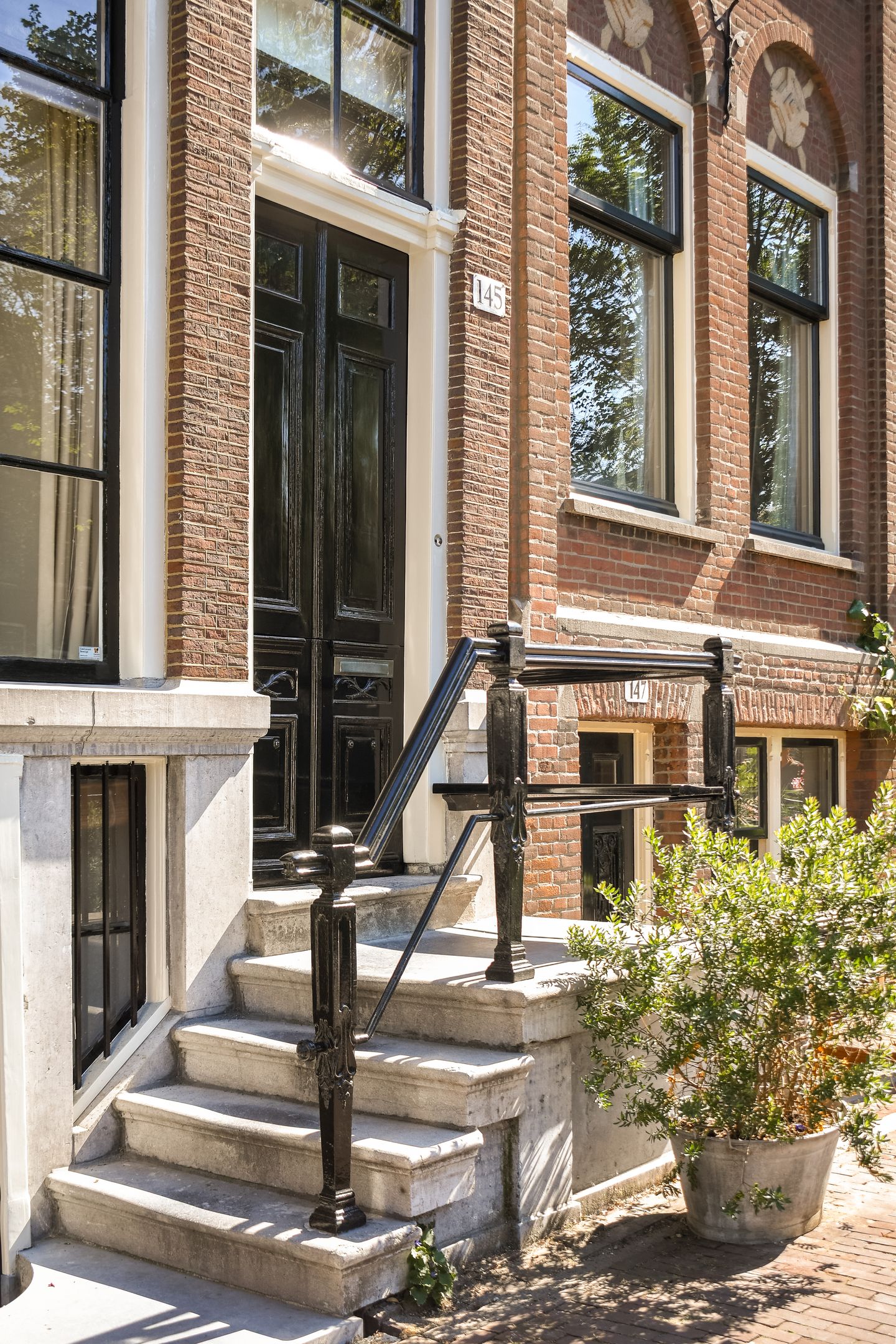 Photo 49 of Singel 145