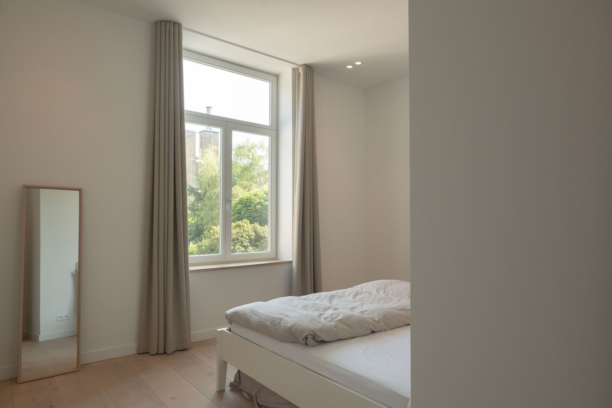 Photo 18 of van Heylerhofflaan 2