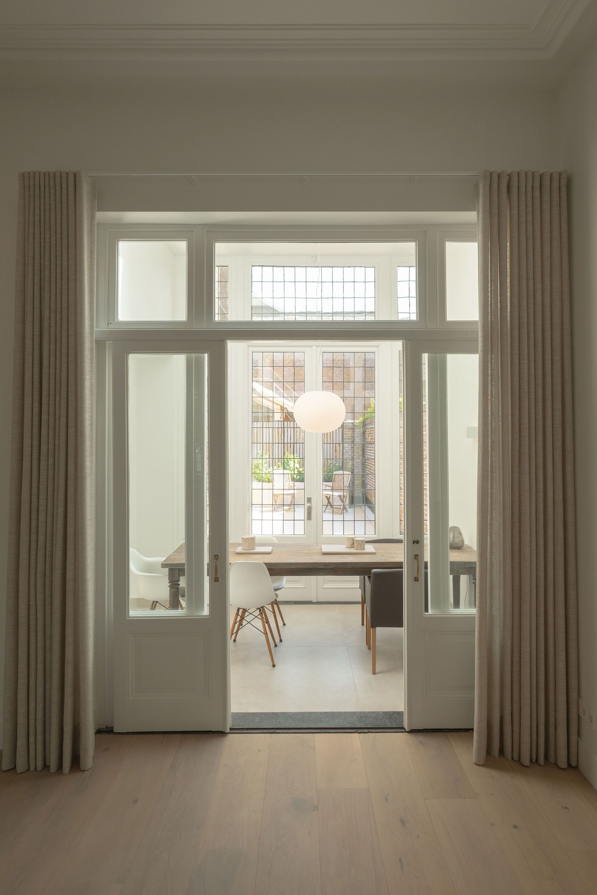 Photo 9 of van Heylerhofflaan 2