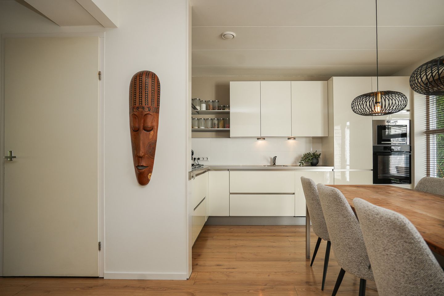 Photo 19 of Johanna Naberstraat 119