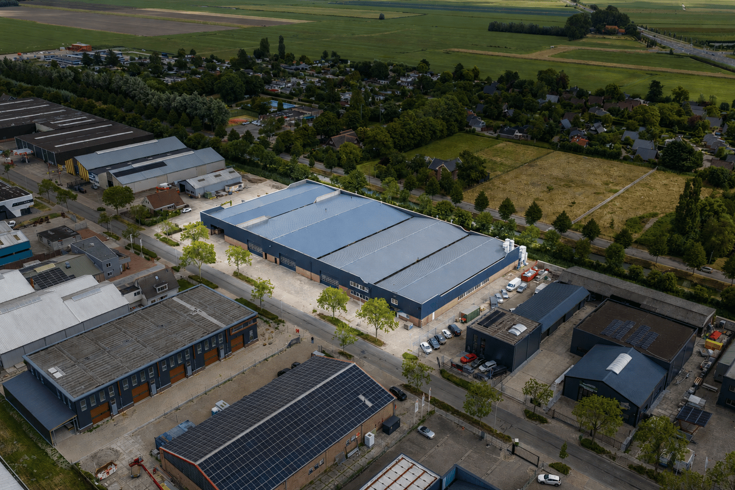 View photo 1 of De Veken 14