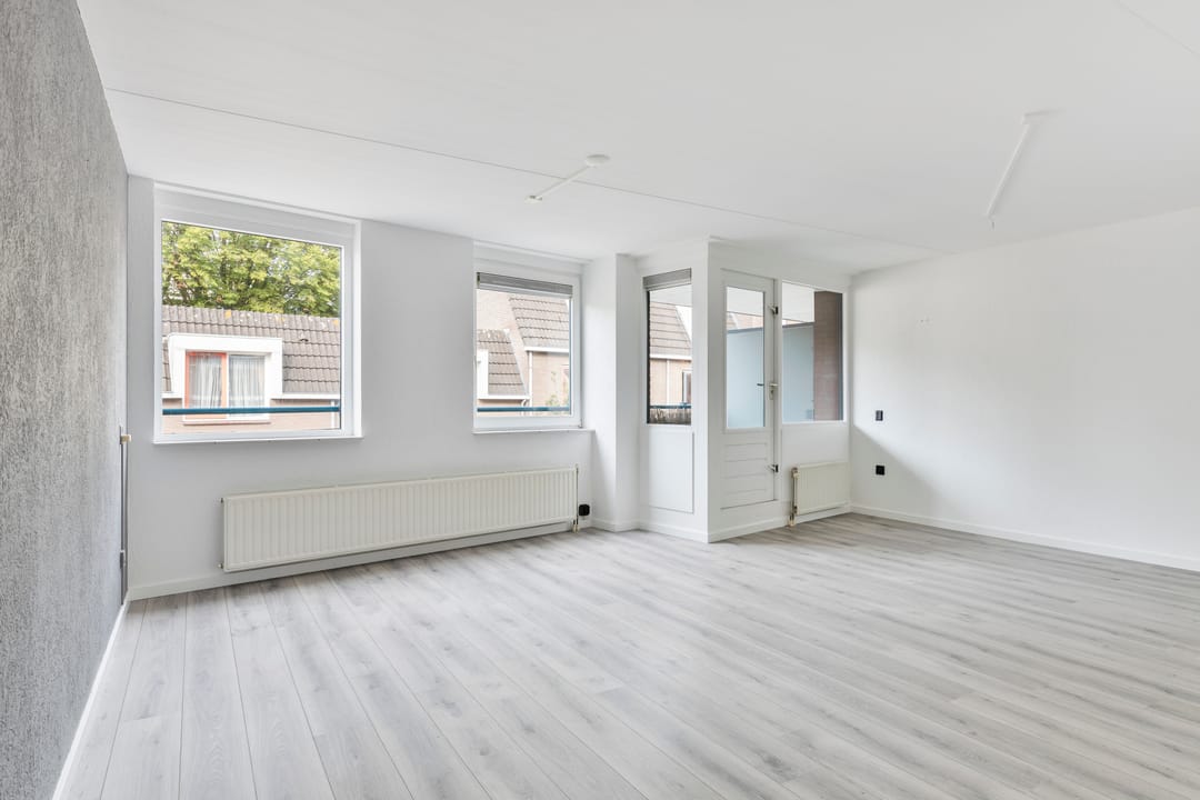 Photo 8 of Damstraat 64-C