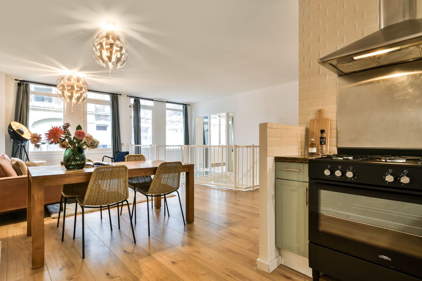 Foto 4 van Rustenburgerdwarsstraat 2-F