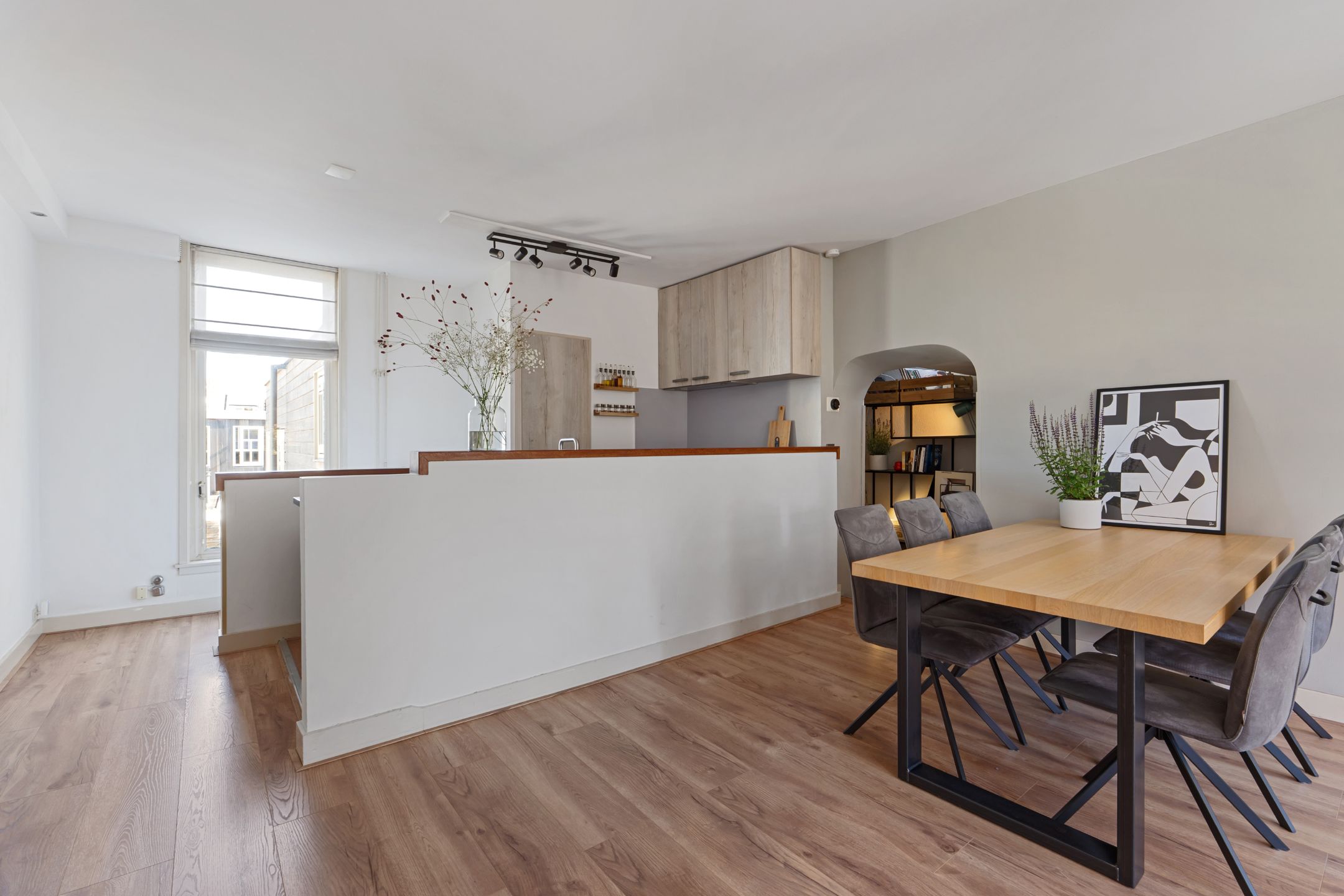 Photo 6 of Spoorstraat 52-A