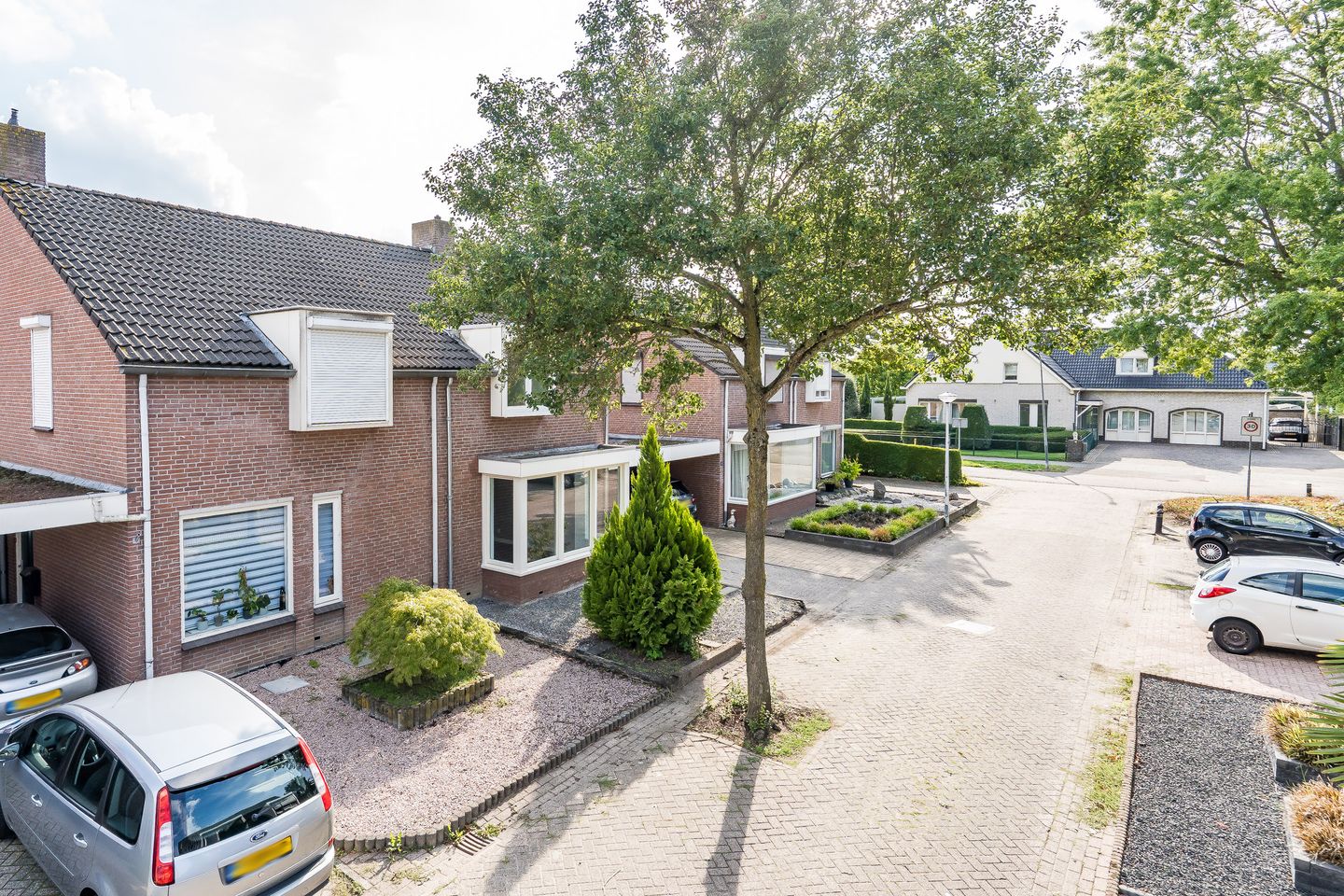 Photo 40 of Gentiaanstraat 9