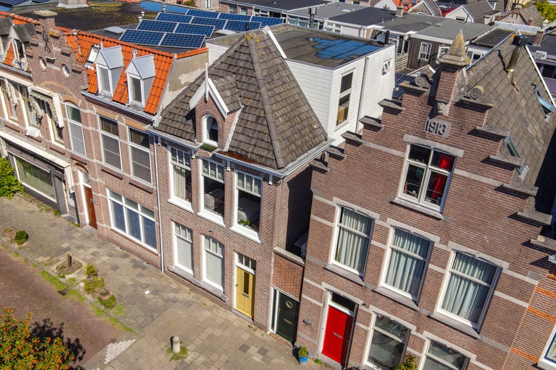 Photo 28 of Spoorstraat 52-A