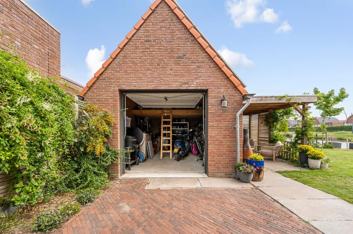 Vrijstaande woning te koop: Polderzicht 2, Assendelft
