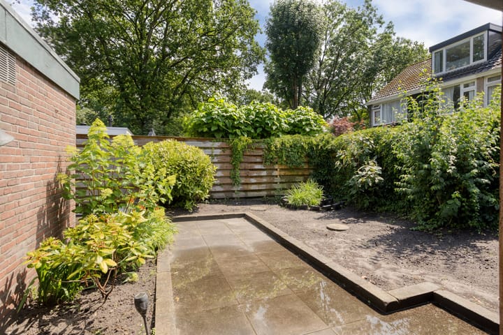 Tussenwoning te koop: Lingestraat 27, Assen