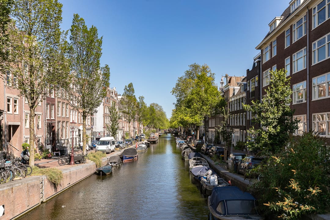 Photo 38 of Bloemstraat 40