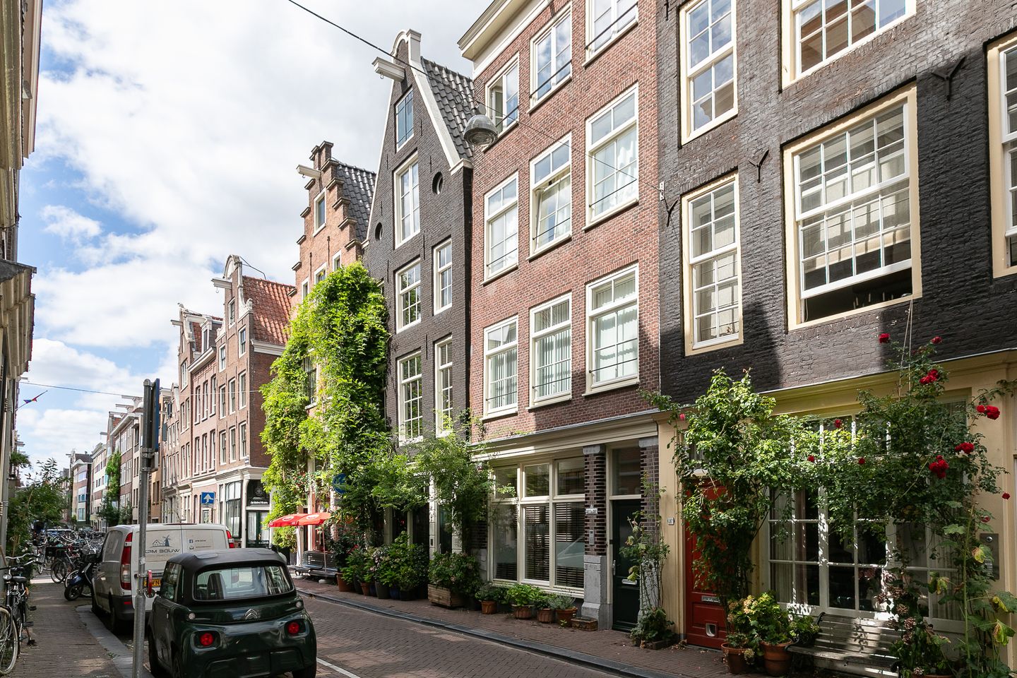 Photo 35 of Bloemstraat 40
