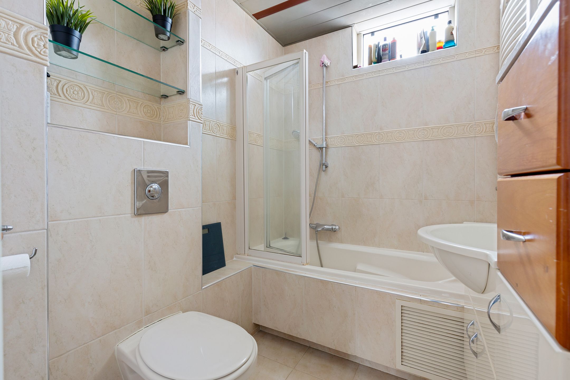 Photo 21 of Van Oosterwijk Bruynstraat 1-L